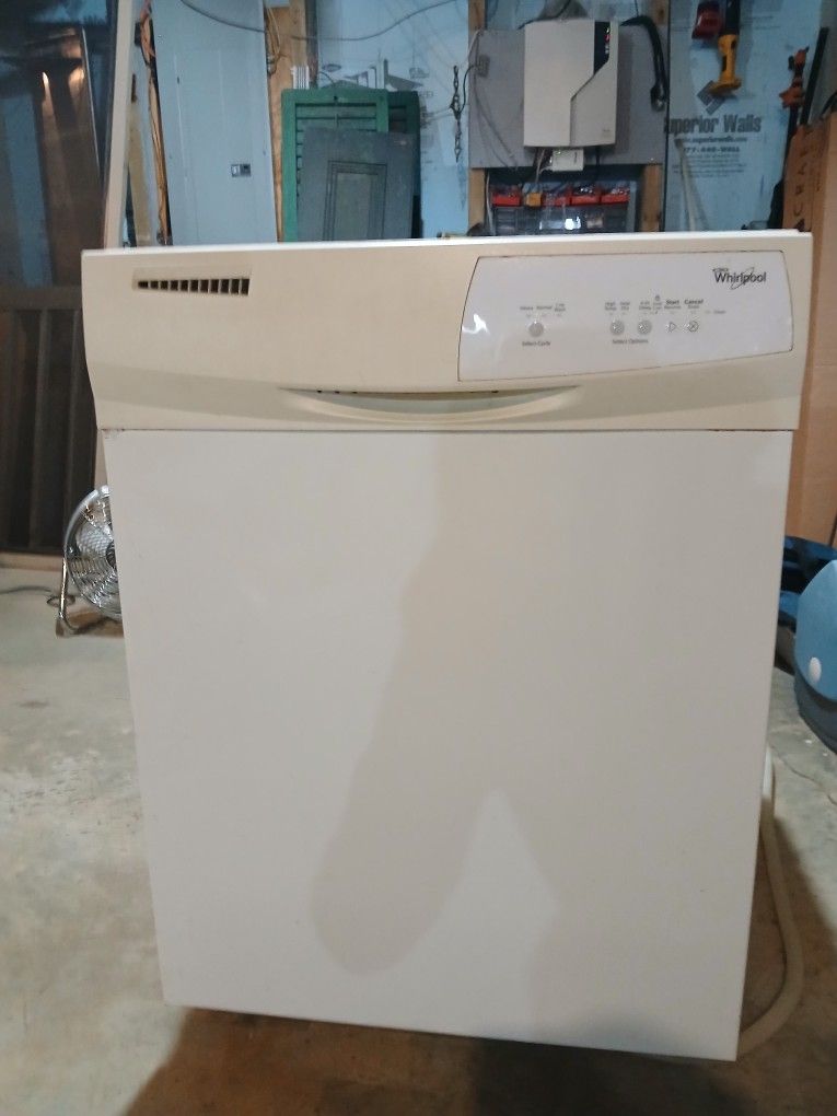 Whirlpool Dishwasher