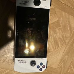 White Rog Ally Handheld Pc /console