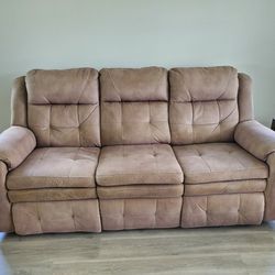 Southern Motion Inspire Power Reclining Sofa