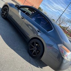 Nissan Altima 2011