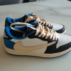 NIKE x TRAVIS SCOTT FRAGMENT DESIGN AIR JORDAN 1 LOW OG SP -  EU43