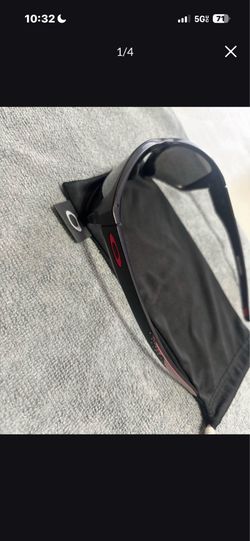 Oakley sunglass