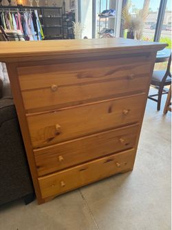 Chest of drawers