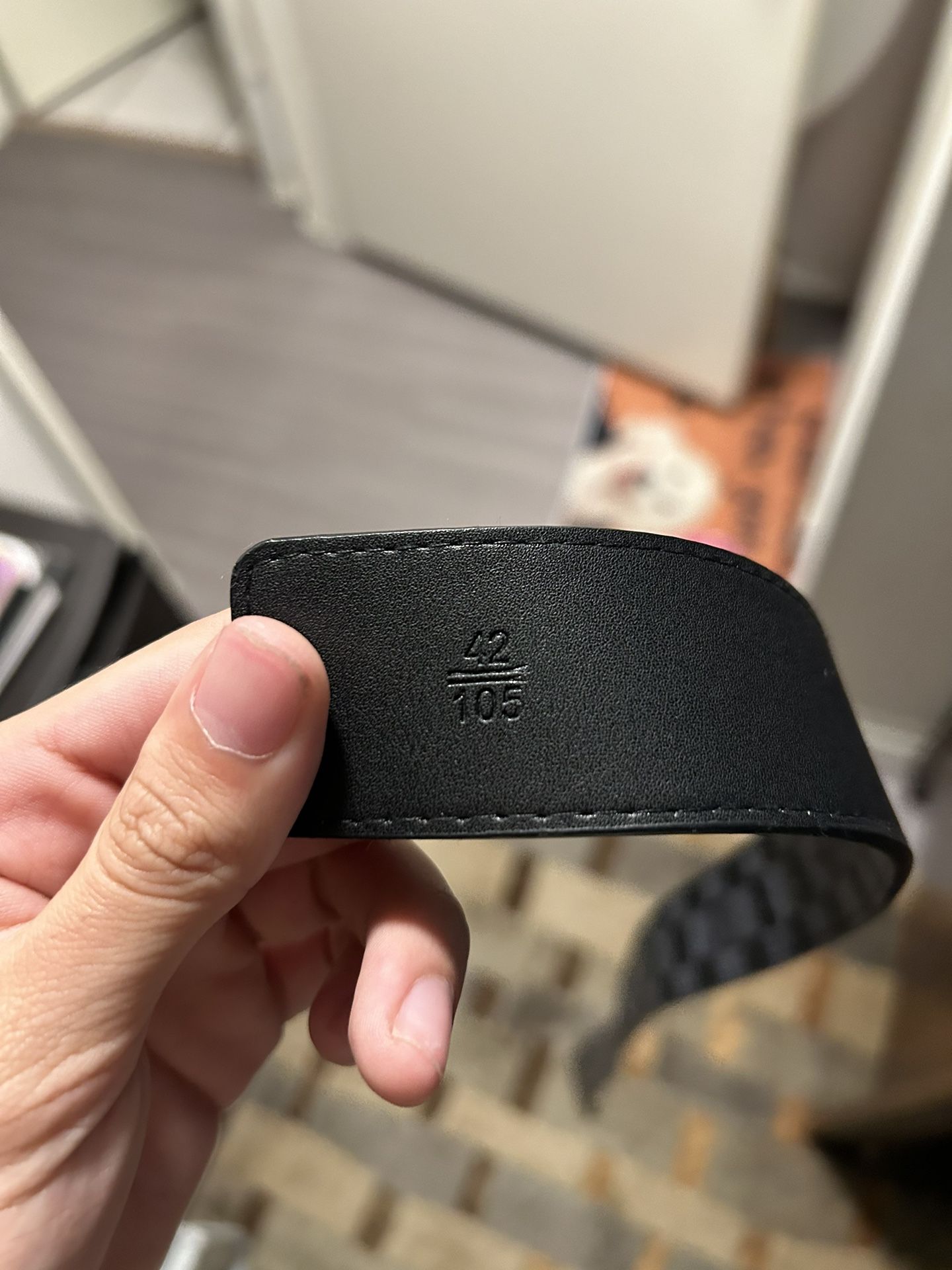 Lv Belt Checkered Size 42/105 With Recipe