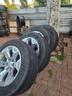 Ram 1500 laramie wheels