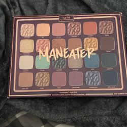 Tarte Maneater eyeshadow Pallet