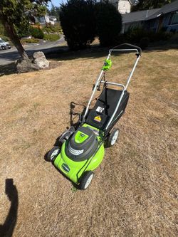 Green Works, 20 inch 12 oz. corded push lawnmower, model 25022 Green Work 20 inch 12 amp corded push lawnmower, model 25022
