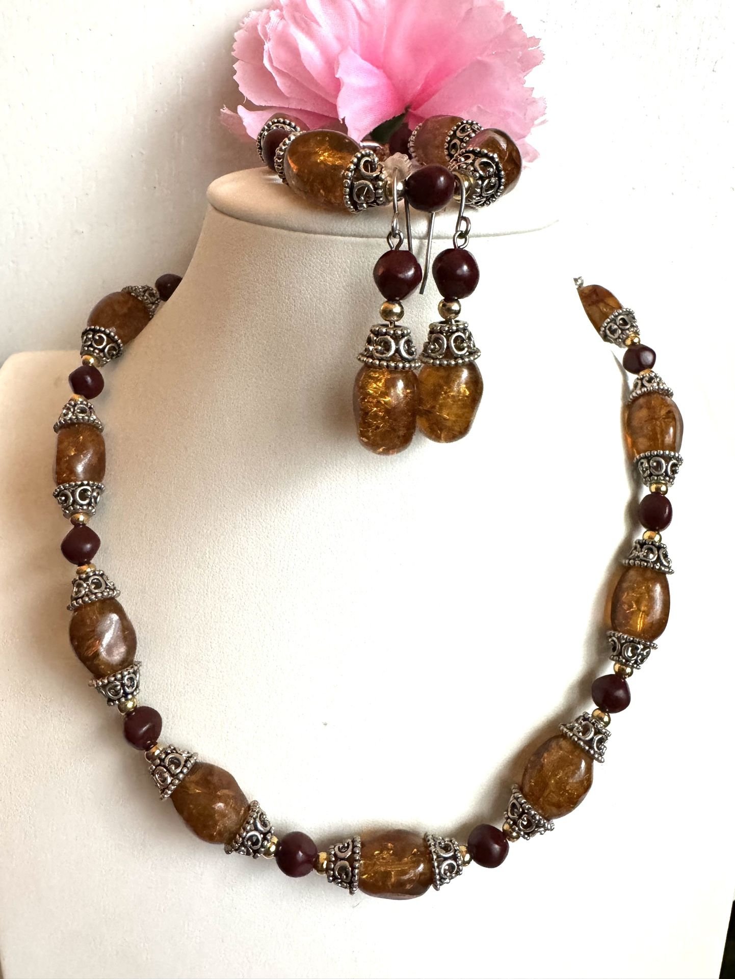 Vintage and beautiful Transparent Amber resin necklace set on sale