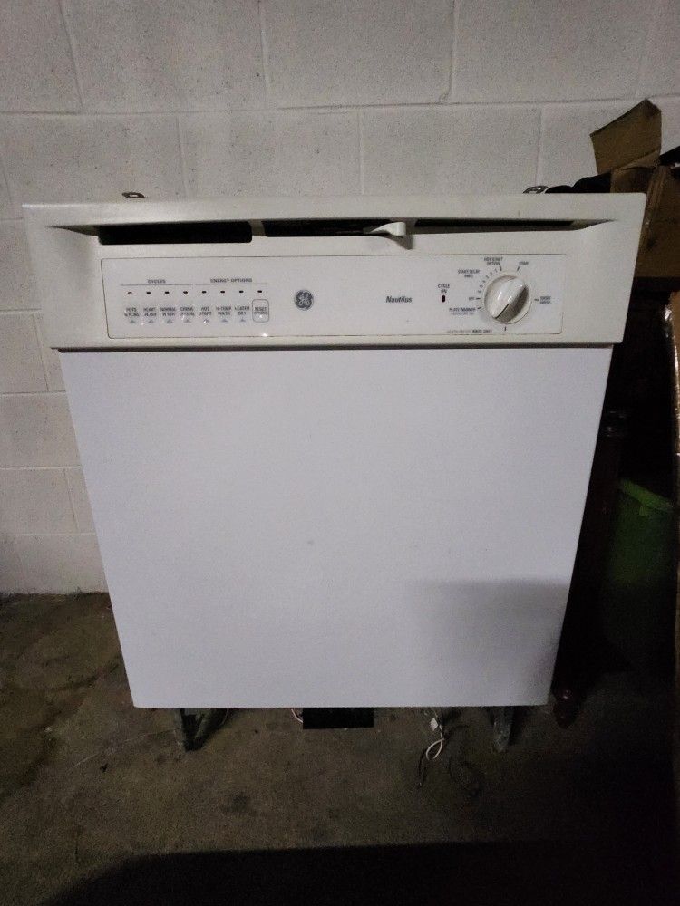 Dish Washer