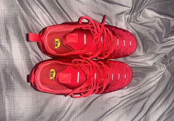 Red vapor maxes size 9