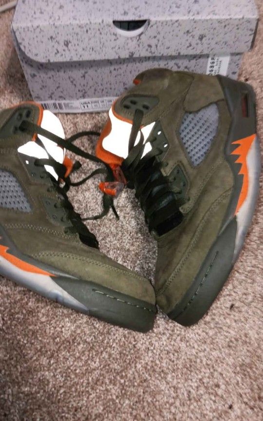 Jordan Olive 5's