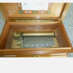Vintage Reuge Sainte Croix 72 Keys Music Box - 3 Songs Minuet, Gigue , Allegro
