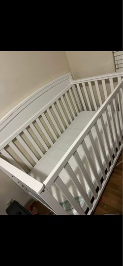Crib and mattress
