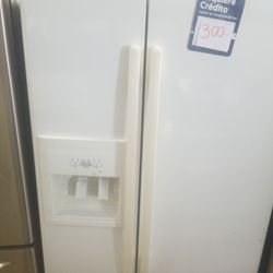 Maytag Refrigerator 