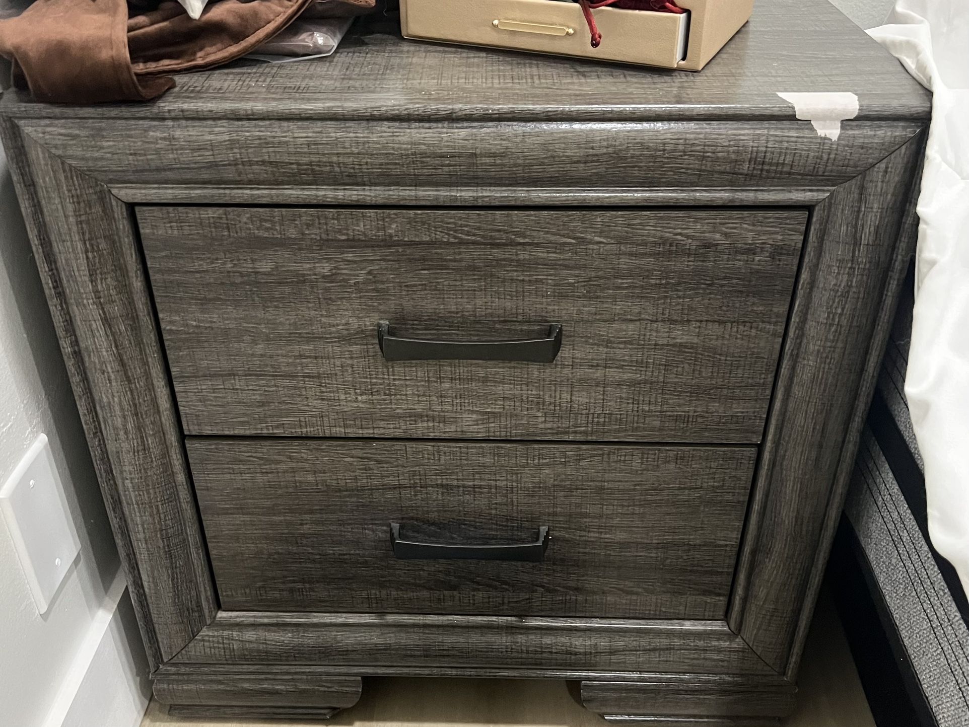 Bedroom set