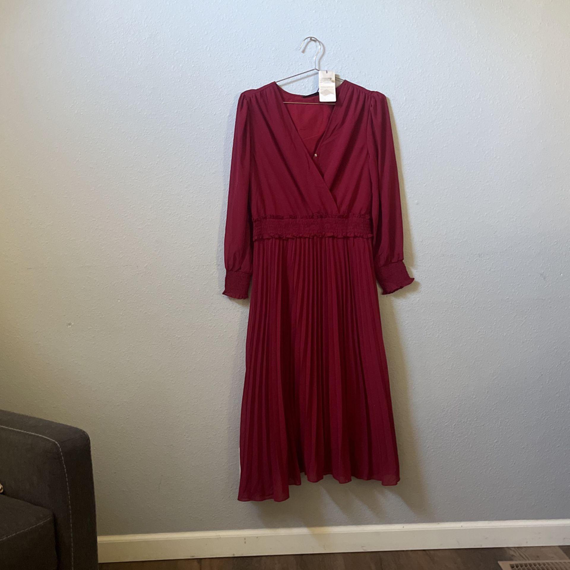 New Burgundy Dress L