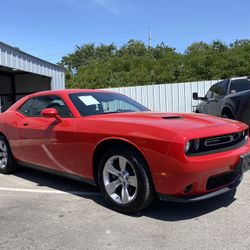 2021 Dodge Challenger Coupe 