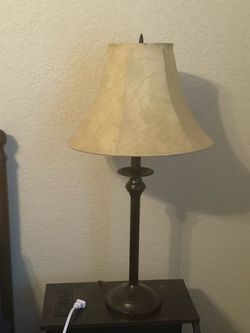 2 nightstands lamps or table lamps