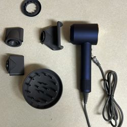 Dyson Hairdryer 