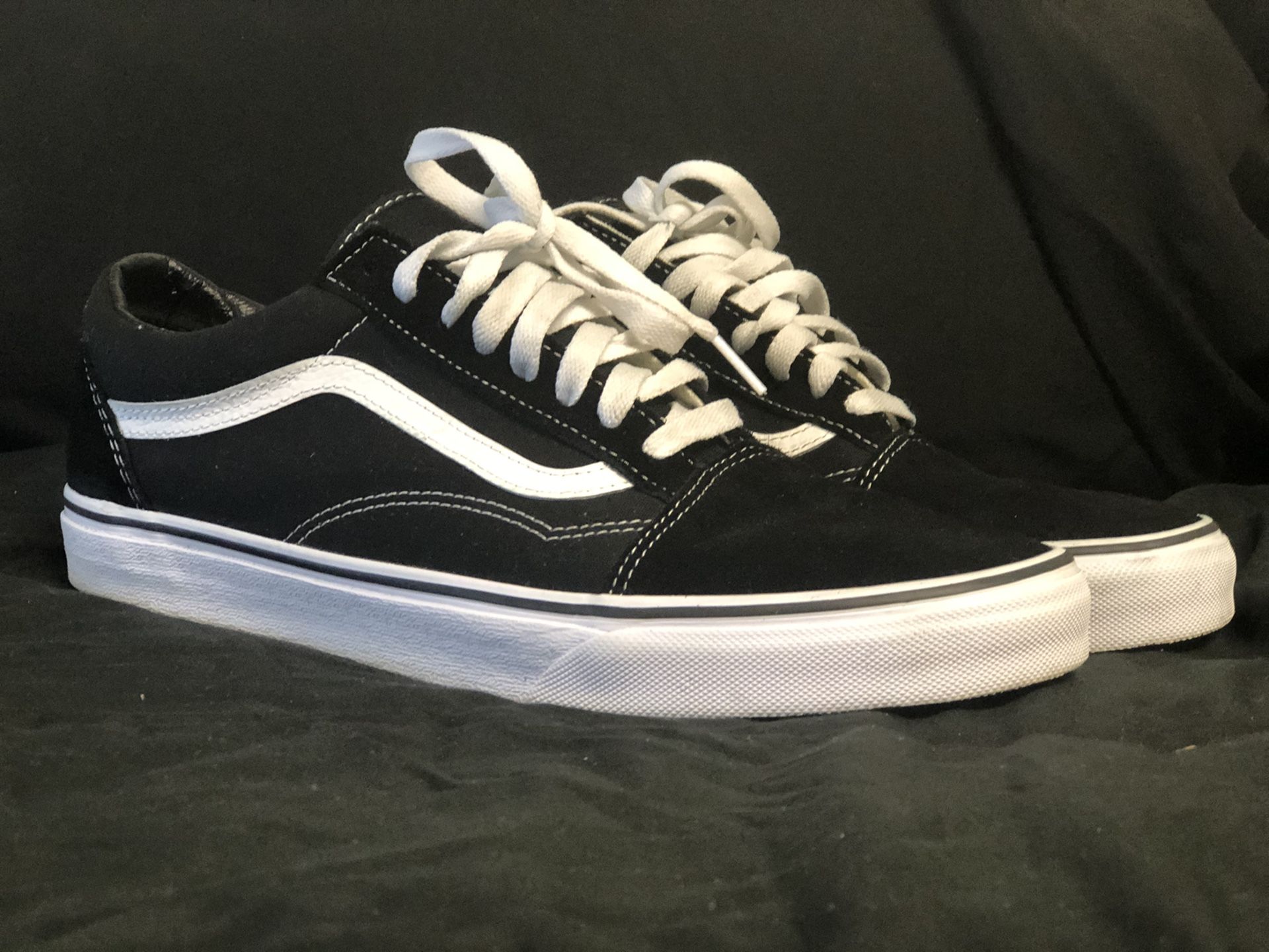 Men’s Vans Old Skool (Size 11)