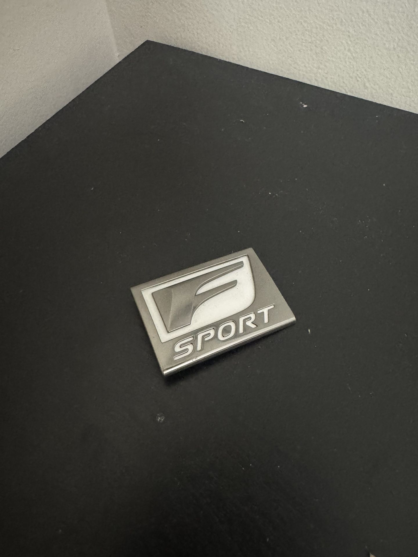 F-Sport Emblem Metal Logo Badge Side Fender Marker Trunk Lid for Lexus