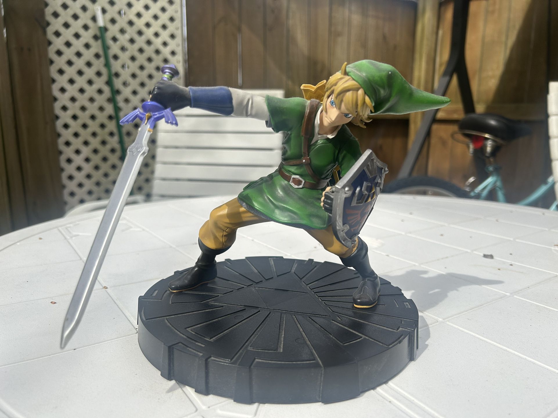 Legend Of Zelda Skyward Sword Link Statue