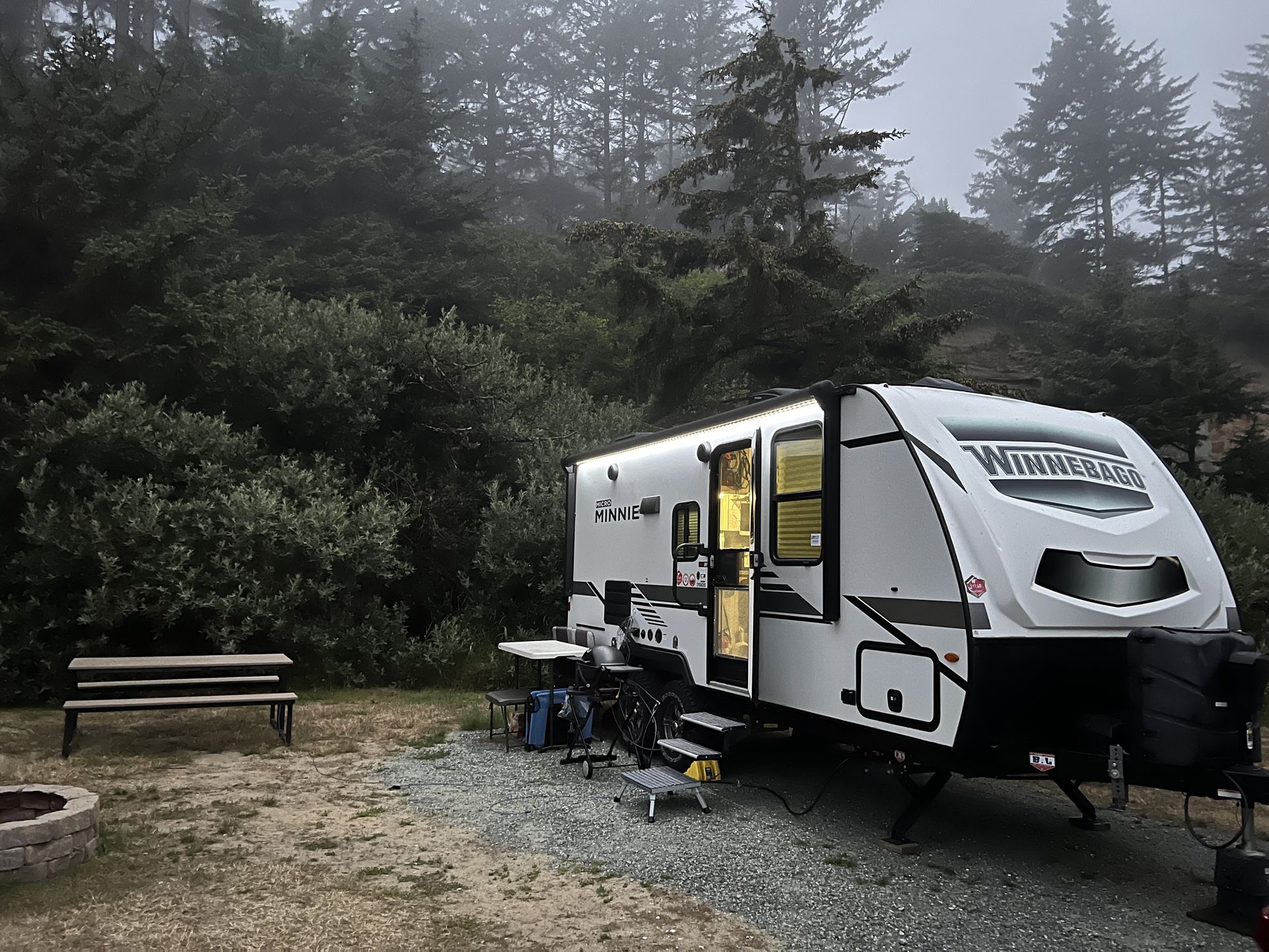 2022 Winnebago Micro Minnie 2108DS