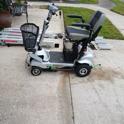 QuingoFlye Electric Scooter