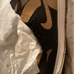 Jordan 1 Melo