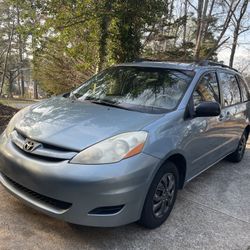2008 Toyota Sienna