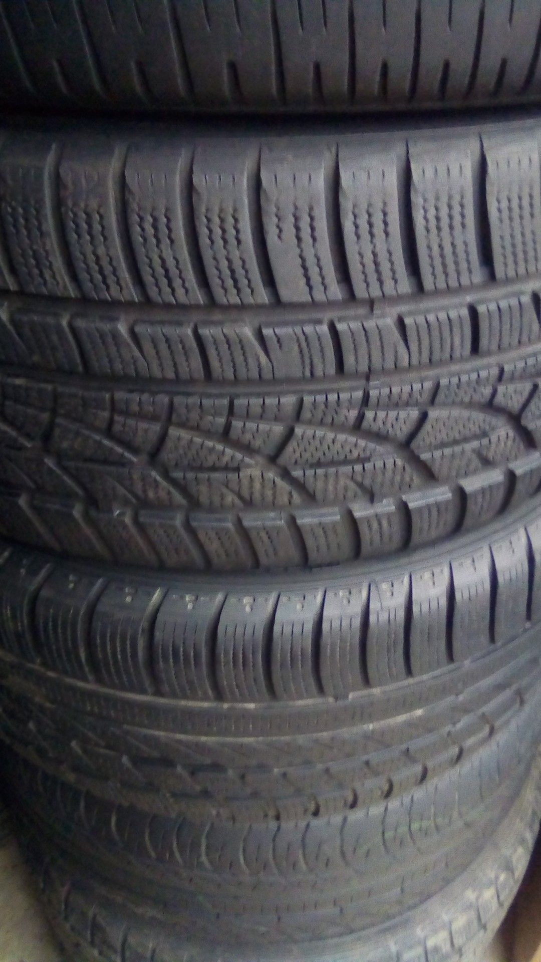 Wholesale lot used tires