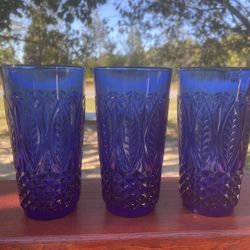 Hard To Come By!  Set Of 3 Royal Sapphire Tumblers