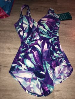 Bathing suit woman size 8