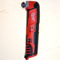 Milwaukee M12 Multitool (Tool Only) BRAND NEW