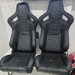 Universal Racing Bucket Seats