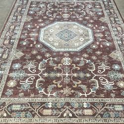 Beautiful 8x10 washable area rug