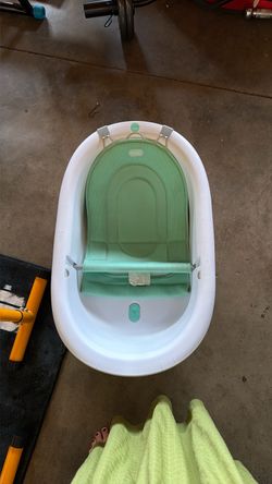 Lightly used Frida baby bath