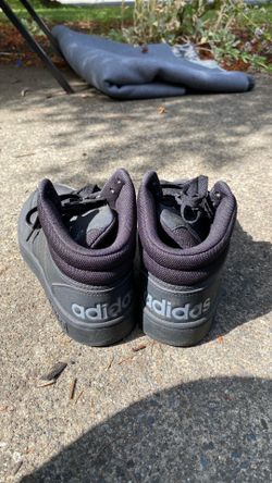 Men’s adidas Size 7.5 - Adidas Hoops 3.0 Mid Black Grey