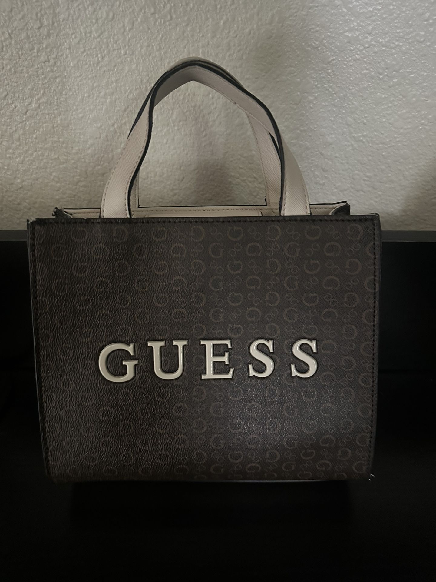 Guess hand bag