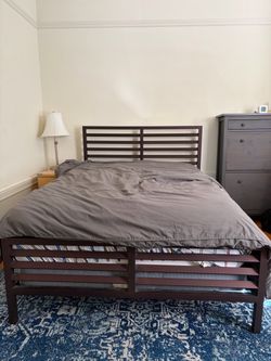 Full metal bed frame & matress