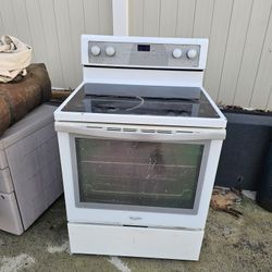 Electric Stove With Oven
