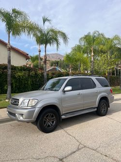 2004 Toyota Seqouia