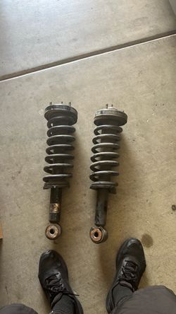2 Car Strut & Coil Spring Assemblies SCRAP METAL