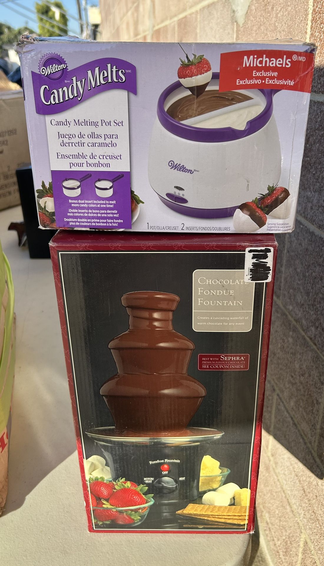 Chocolate Fountain & Welting Pot