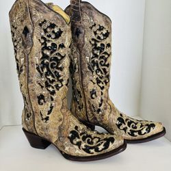 Women’s Size 8.5 Corral Boots!