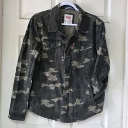 Levi's  - Size M - Men Size