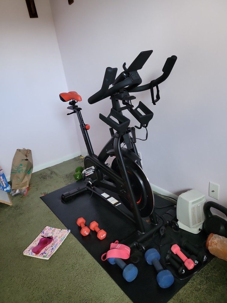 BowFlex C6 Indoor Cycling Bike