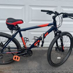 Fuji Adventure 27.5” Mountain Bike