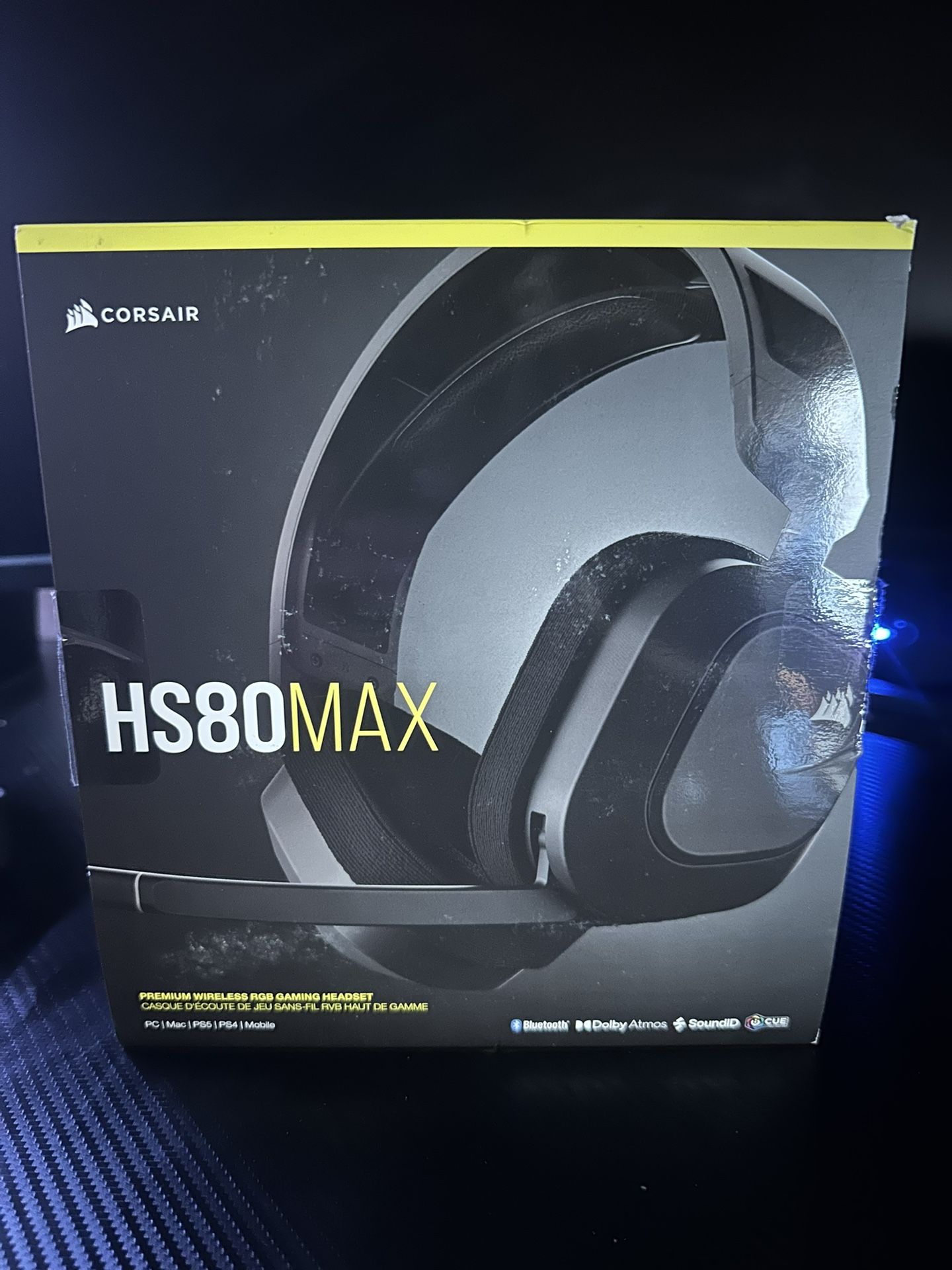 Corsair HS80 MAX headset