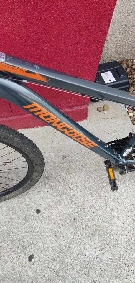 29 Inch Mongoose Mountain Bike